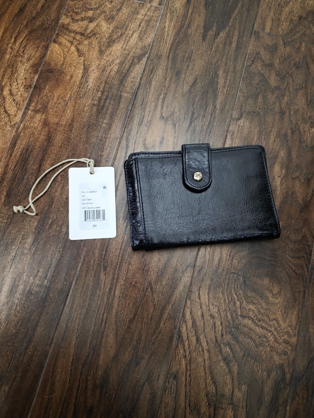 HOBO Vax Vaccination Compact Polished Black Leather Wallet Organizer